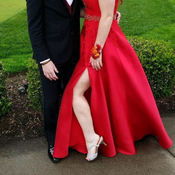 Mac Duggal Prom Dress